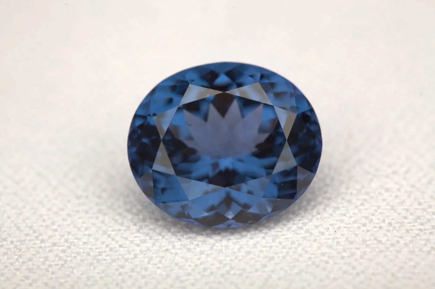 birthstone-august-spinel-sri-lanka-blue-spinel