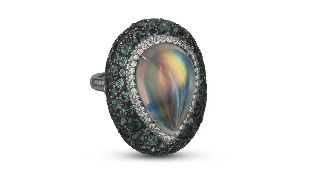 birthstone-june-moonstone-color-changing-garnet-empress-ring